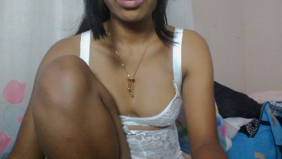 annahbella2 live cam on Cam4