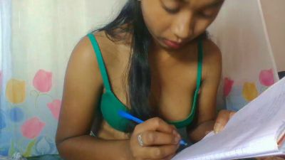 annahbella2 live cam on Cam4