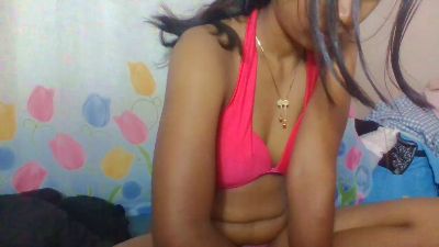 annahbella2 live cam on Cam4