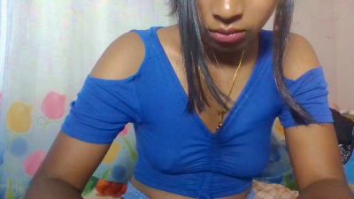 annahbella2 live cam on Cam4