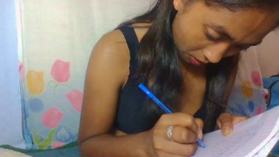 annahbella2 live cam on Cam4