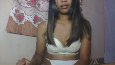 annahbella2 live cam on Cam4