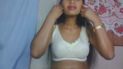 annahbella2 live cam on Cam4
