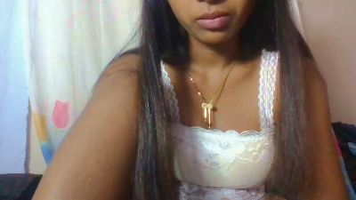 annahbella2 live cam on Cam4