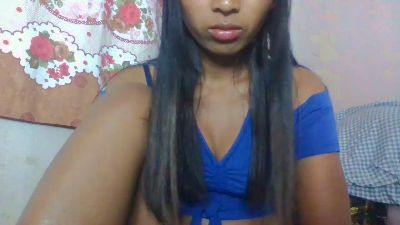 annahbella2 live cam on Cam4