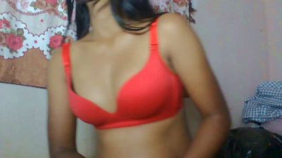 annahbella2 live cam on Cam4
