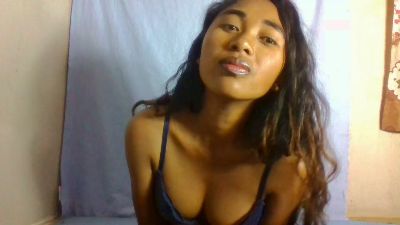 annahbella2 live cam on Cam4