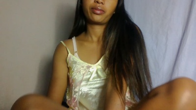 annahbella2 live cam on Cam4