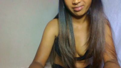 annahbella2 live cam on Cam4