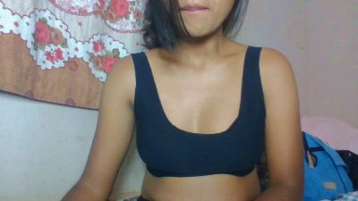 annahbella2 live cam on Cam4