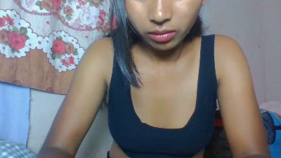 annahbella2 live cam on Cam4