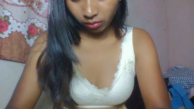 annahbella2 live cam on Cam4