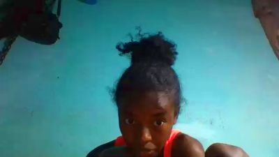 annissasexy2 live cam on Cam4
