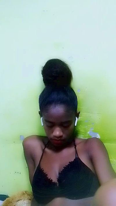 annita1 live cam on Cam4
