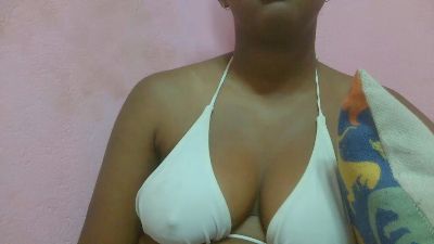 anntonia2 live cam on Cam4