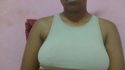 anntonia2 live cam on Cam4
