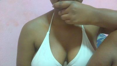 anntonia2 live cam on Cam4