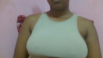 anntonia2 live cam on Cam4