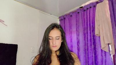 anny23__ live cam on Cam4