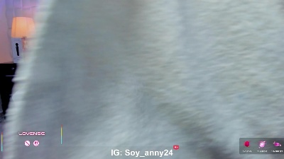 anny_rouse24 live cam on Cam4