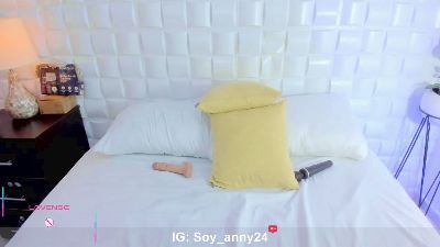 anny_rouse24 live cam on Cam4