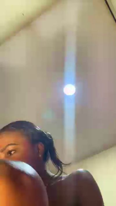 annybrannd1 live cam on Cam4