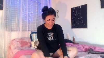 annyevans1 live cam on Cam4