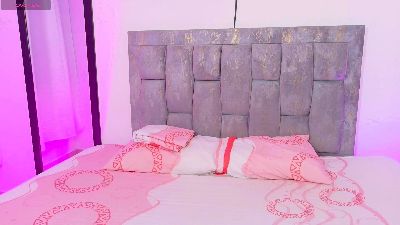antonella_hot_x live cam on Cam4