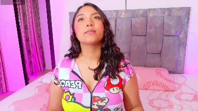 antonella_hot_x live cam on Cam4