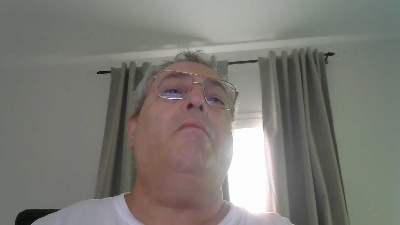 antonio222324 live cam on Cam4