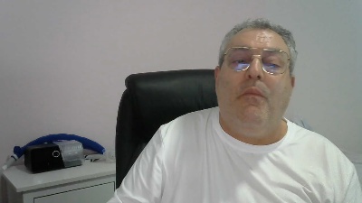 antonio222324 live cam on Cam4