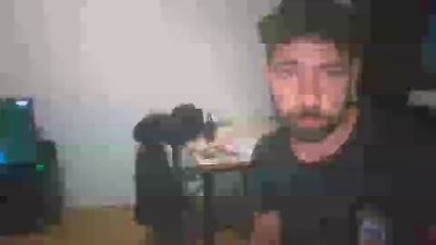 antonio62000 live cam on Cam4