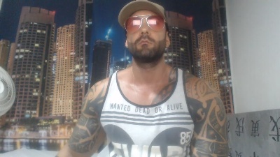 antua_ live cam on Cam4