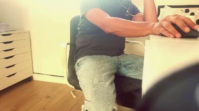 antuan_45 live cam on Cam4