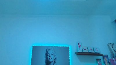anyela_bubble18 live cam on Cam4