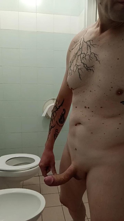 anyone23 live cam on Cam4