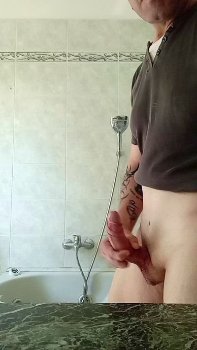anyone23 live cam on Cam4