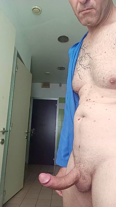 anyone23 live cam on Cam4
