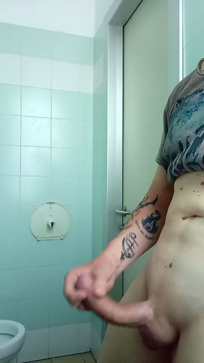 anyone23 live cam on Cam4