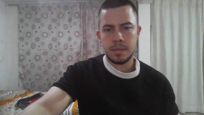 apolo257 live cam on Cam4
