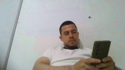 apolo257 live cam on Cam4
