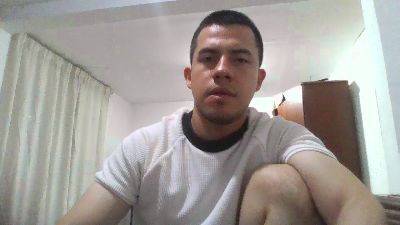 apolo257 live cam on Cam4