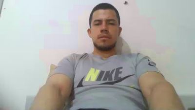 apolo257 live cam on Cam4