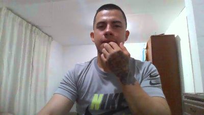 apolo257 live cam on Cam4