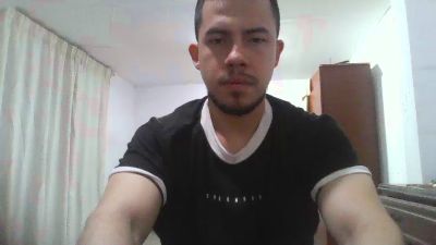 apolo257 live cam on Cam4