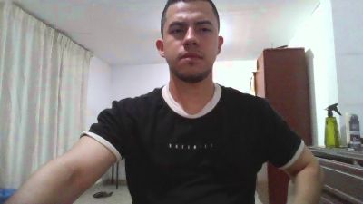 apolo257 live cam on Cam4
