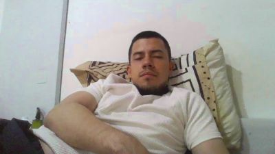 apolo257 live cam on Cam4