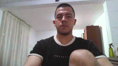 apolo257 live cam on Cam4