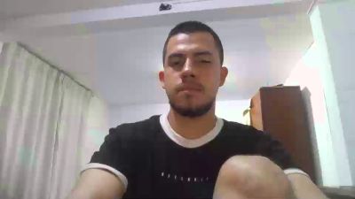 apolo257 live cam on Cam4