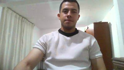 apolo257 live cam on Cam4